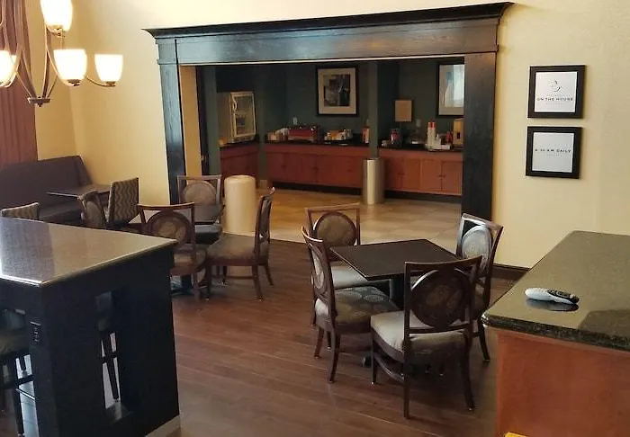 Hotel Hampton & Moline-quad Int'l Aprt Moline