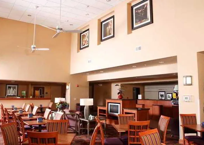 Hotel Hampton & Moline-quad Int'l Aprt Moline