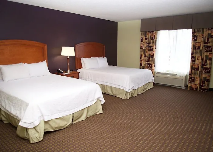 Hampton & Moline-quad Int'l Aprt Hotel Moline