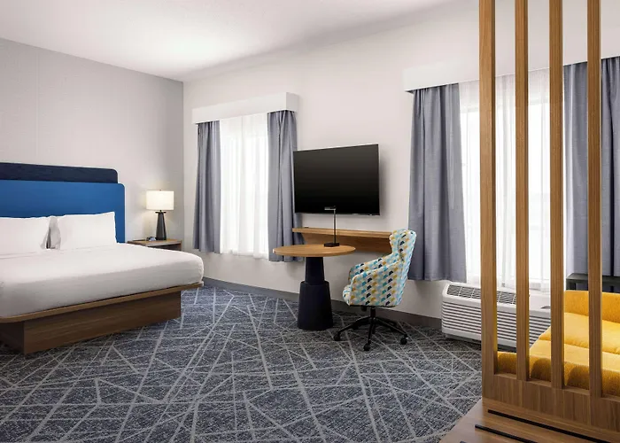 Hotel Hampton & Moline-quad Int'l Aprt 3*